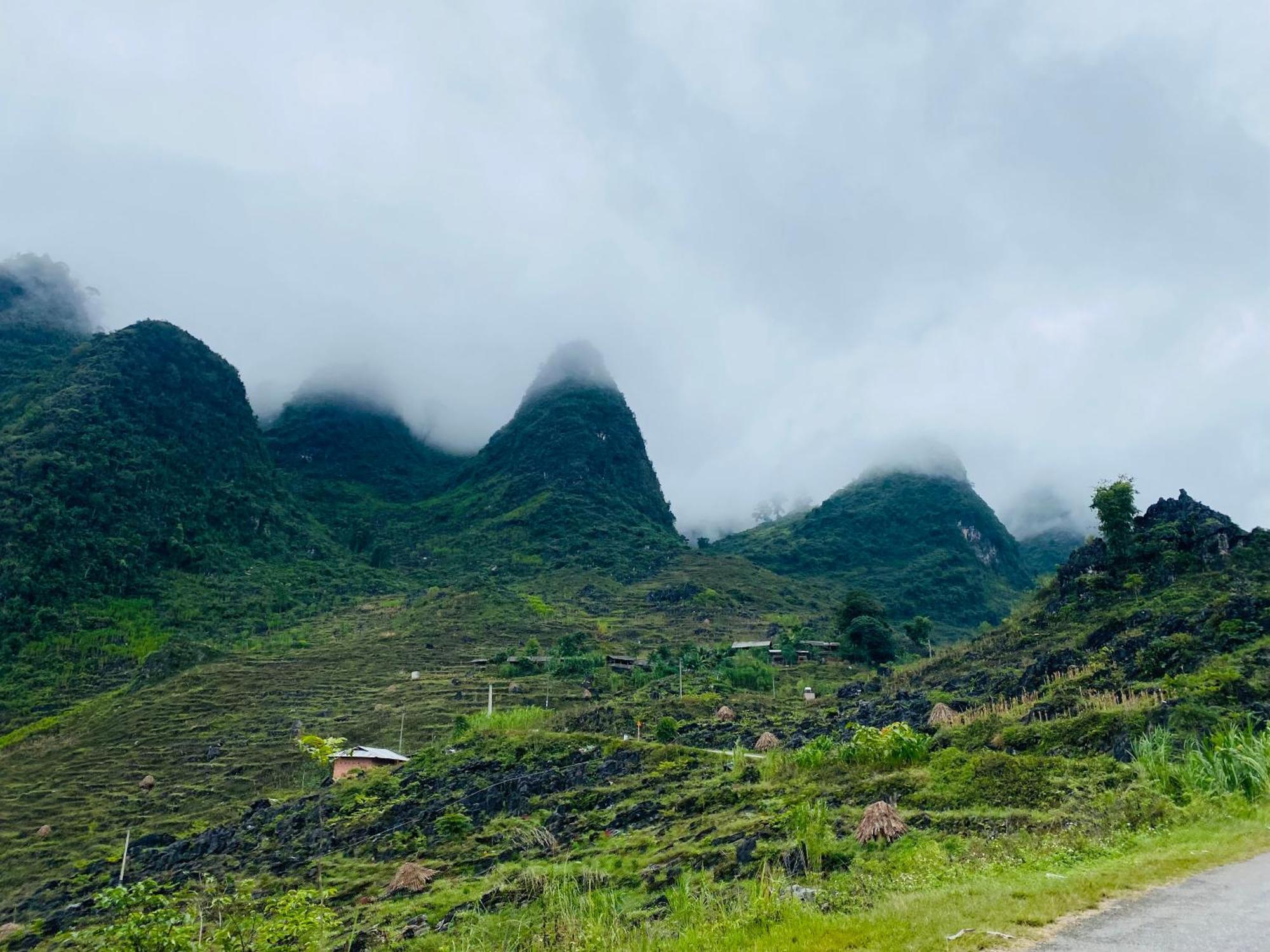 Du Gia Field View Homestay Làng Cac Buitenkant foto