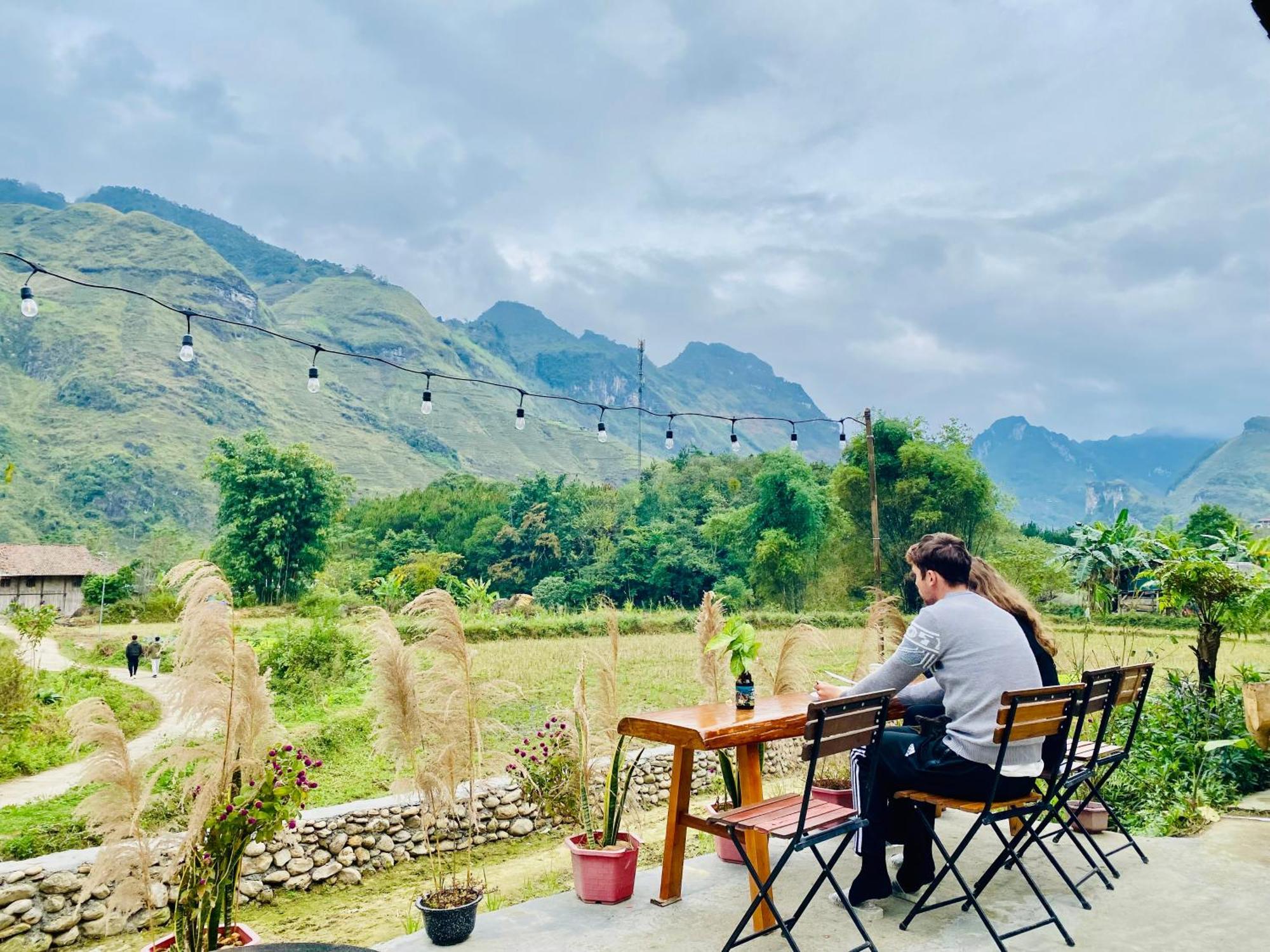 Du Gia Field View Homestay Làng Cac Buitenkant foto